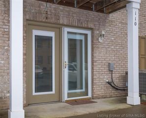 110 Colonial Drive, New Albany, IN 47150