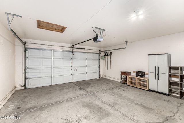 43633 W COLBY Drive, Maricopa, AZ 85138