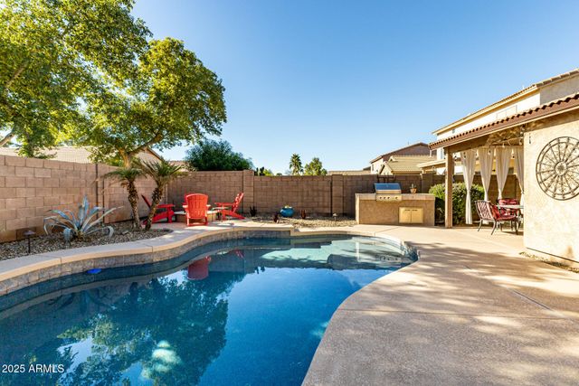 43633 W COLBY Drive, Maricopa, AZ 85138