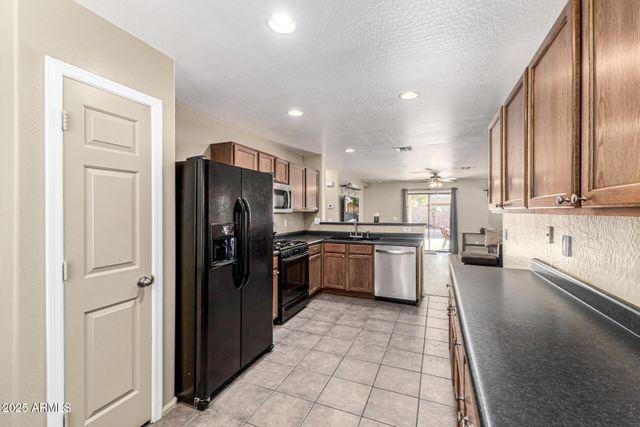 43633 W COLBY Drive, Maricopa, AZ 85138