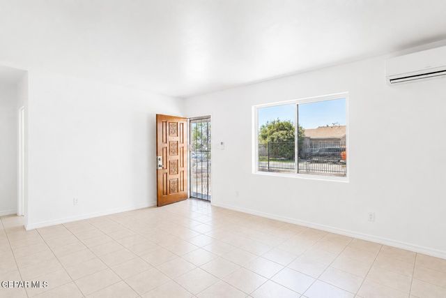 7828 RANCHLAND Drive, El Paso, TX 79915