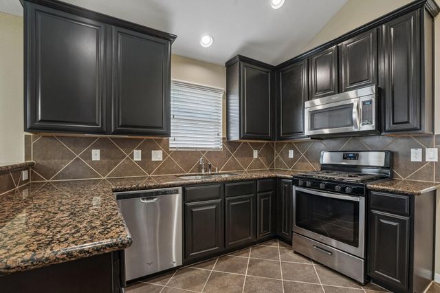 5018 Bay Lane, Bacliff, TX 77518