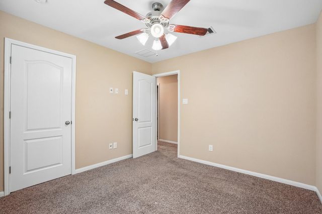 5018 Bay Lane, Bacliff, TX 77518