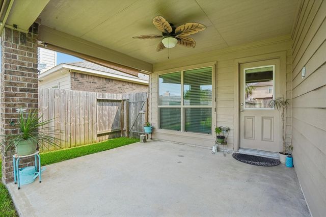 5018 Bay Lane, Bacliff, TX 77518