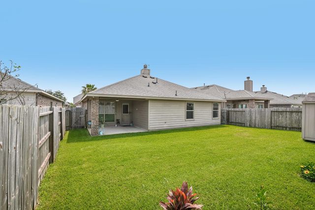5018 Bay Lane, Bacliff, TX 77518