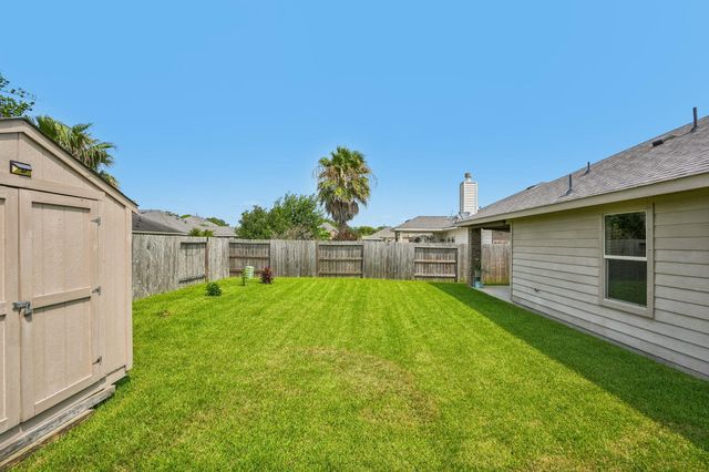 5018 Bay Lane, Bacliff, TX 77518