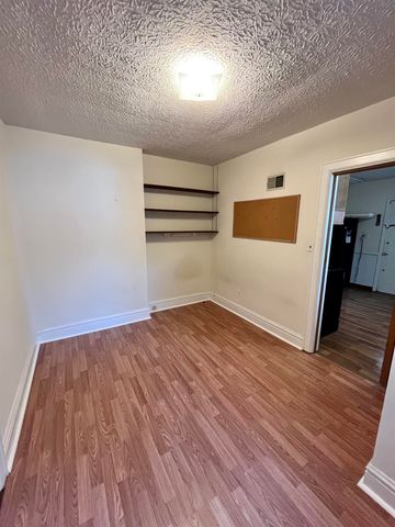 1140 10th Avenue, Huntington, WV 25701