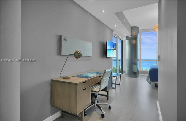 100 S Pointe Dr 909, Miami Beach, FL 33139