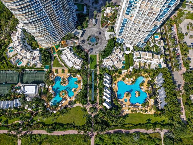 100 S Pointe Dr 909, Miami Beach, FL 33139