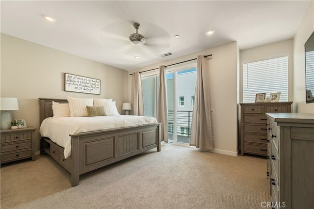 27461 Viero Place, Valencia, CA 91381