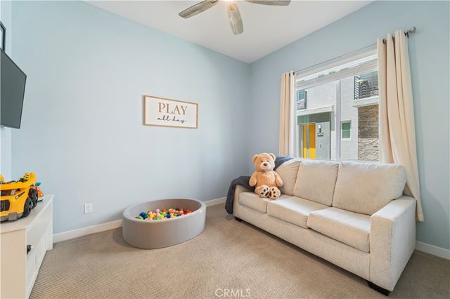 27461 Viero Place, Valencia, CA 91381