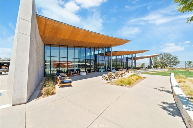 27461 Viero Place, Valencia, CA 91381