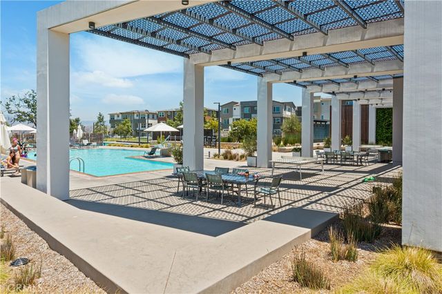 27461 Viero Place, Valencia, CA 91381