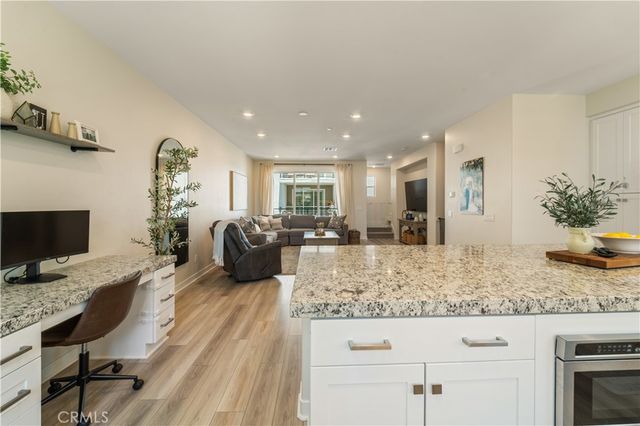 27461 Viero Place, Valencia, CA 91381