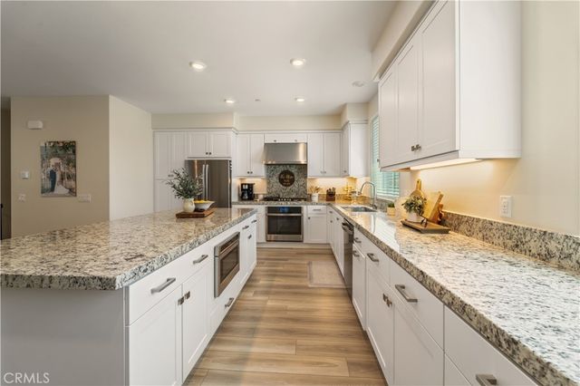 27461 Viero Place, Valencia, CA 91381