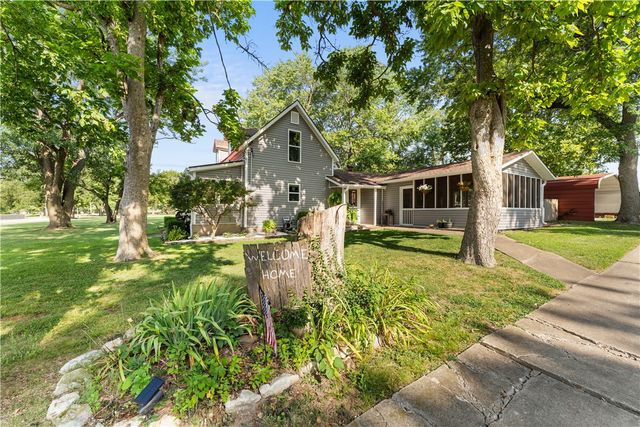 1380 Main Street, Gentry, AR 72734