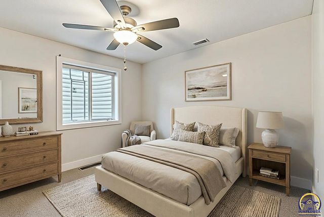 7700 SW 24th TER, Topeka, KS 66614