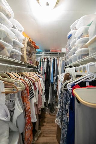 1911 NW 52nd St, Miami, FL 33142