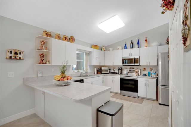 18 ANGELES ROAD, Debary, FL 32713