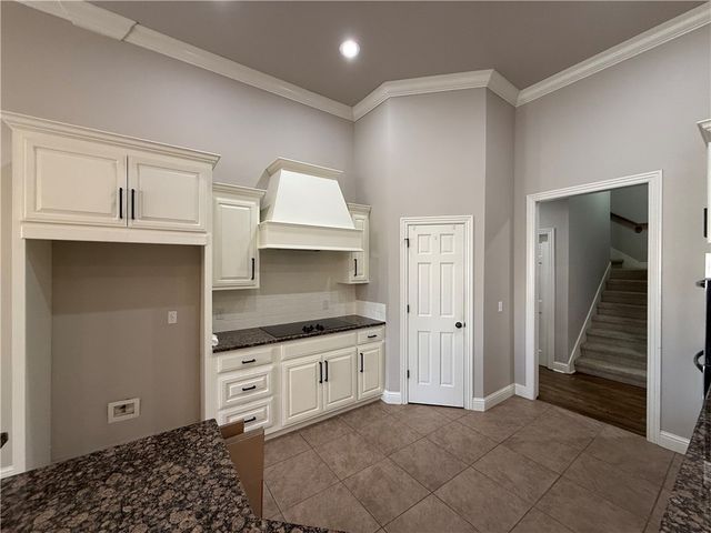 6507 S Timber Ridge Drive, Rogers, AR 72758