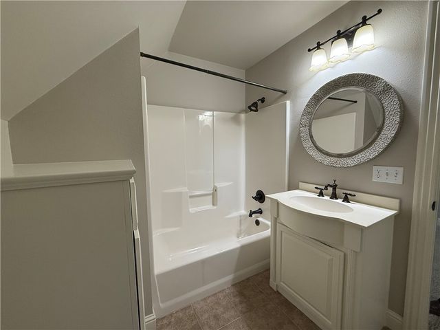 6507 S Timber Ridge Drive, Rogers, AR 72758