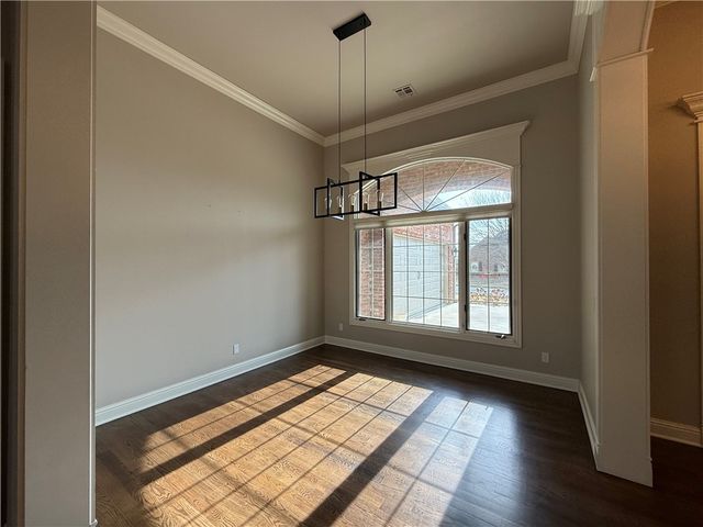 6507 S Timber Ridge Drive, Rogers, AR 72758