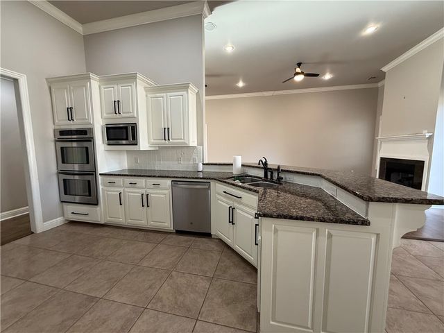 6507 S Timber Ridge Drive, Rogers, AR 72758