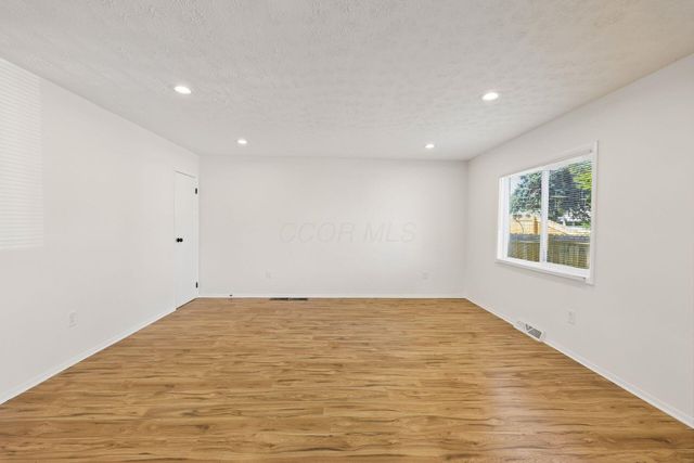 1455 E Deshler Avenue E, Columbus, OH 43206