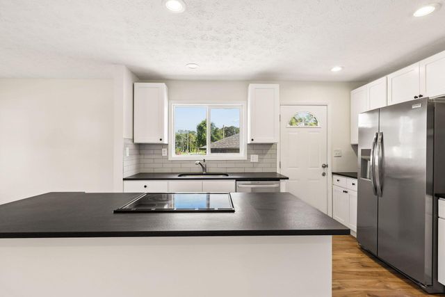 1455 E Deshler Avenue E, Columbus, OH 43206