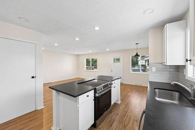 1455 E Deshler Avenue E, Columbus, OH 43206