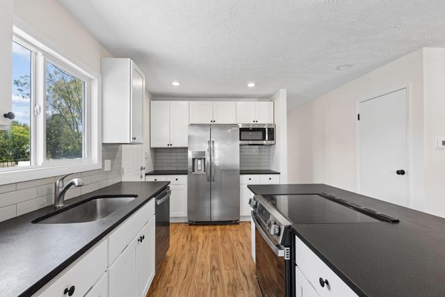 1455 E Deshler Avenue E, Columbus, OH 43206