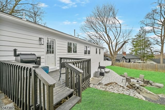 104 Summit Rd, Sparta Twp., NJ 07871