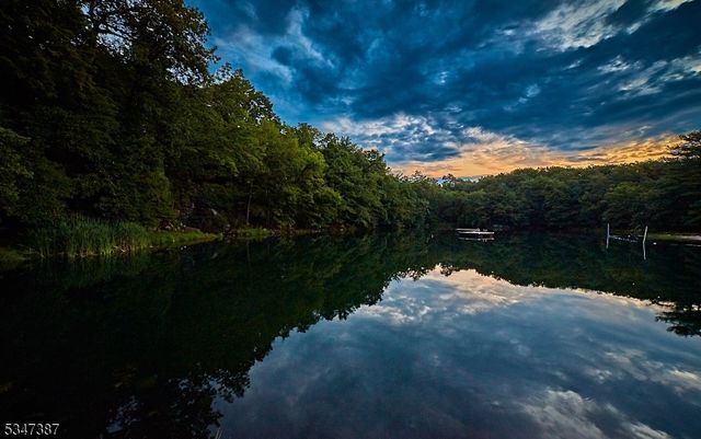 104 Summit Rd, Sparta Twp., NJ 07871