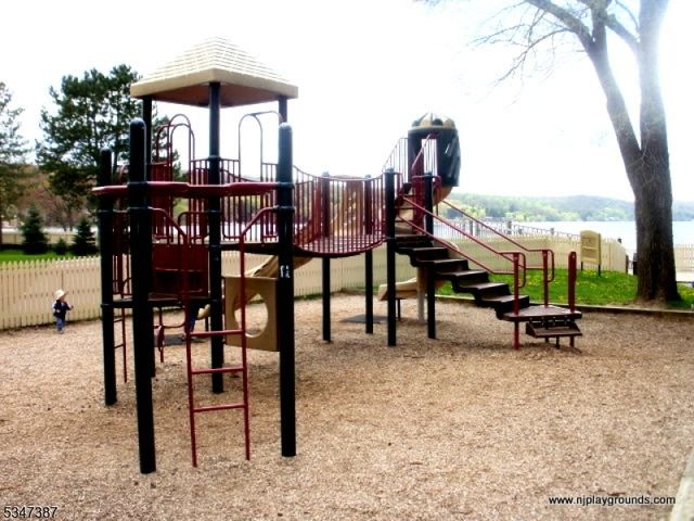 104 Summit Rd, Sparta Twp., NJ 07871