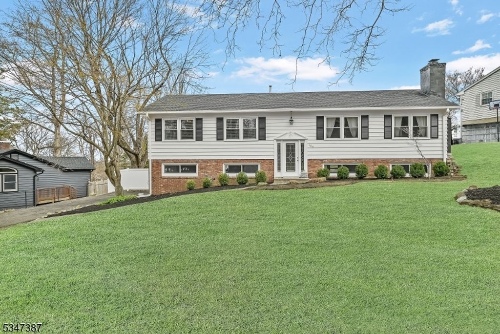 104 Summit Rd, Sparta Twp., NJ 07871
