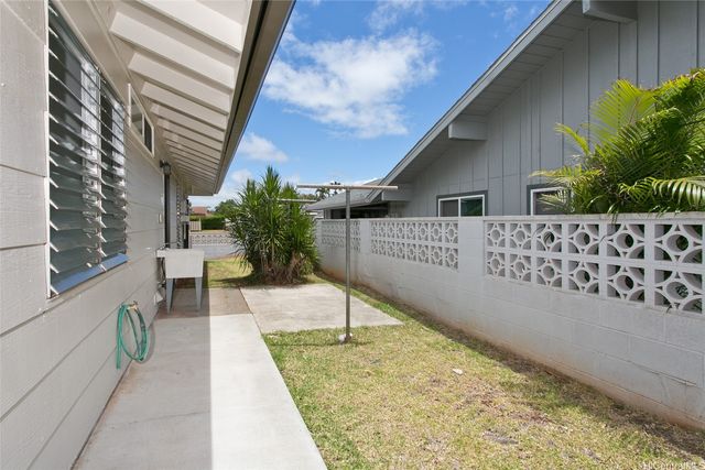 94-211 Kealakaa Place, Mililani, HI 96789