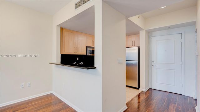 511 SE 5th Ave 823, Fort Lauderdale, FL 33301