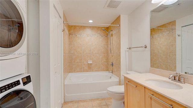 511 SE 5th Ave 823, Fort Lauderdale, FL 33301