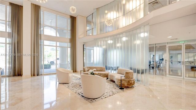 511 SE 5th Ave 823, Fort Lauderdale, FL 33301
