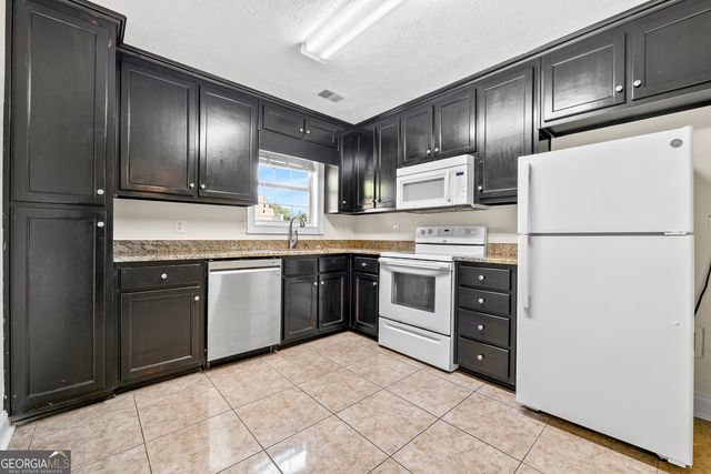 125 Bay Court Drive, Stockbridge, GA 30281
