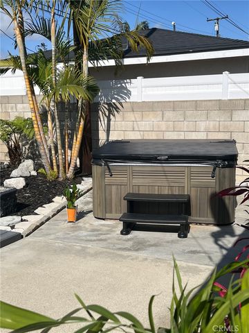 8851 Jennrich Avenue, Westminster, CA 92683