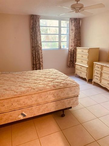 8515 Sunrise Lakes Blvd 206, Sunrise, FL 33322