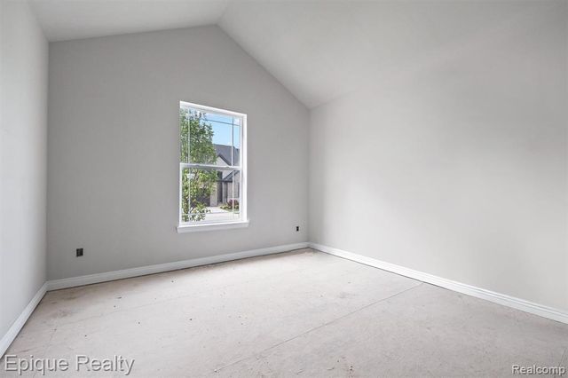 3316 Cornerstone Drive 3, Lake Orion, MI 48360