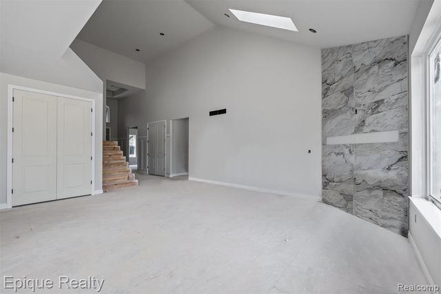 3316 Cornerstone Drive 3, Lake Orion, MI 48360
