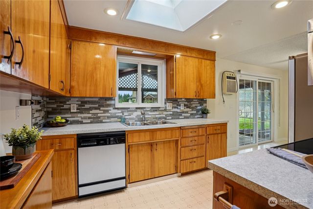 29245 Kent Black Diamond Road SE, Kent, WA 98042