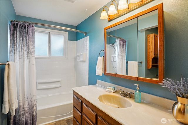 29245 Kent Black Diamond Road SE, Kent, WA 98042