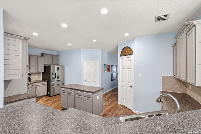 13618 Stagecoach Run, San Antonio, TX 78253