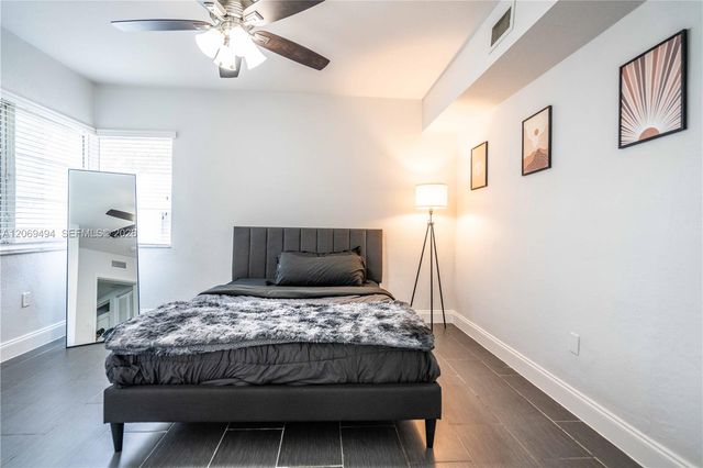 1007 Bay Drive 104, Miami Beach, FL 33141