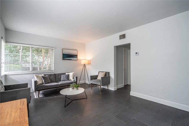 1007 Bay Drive 104, Miami Beach, FL 33141