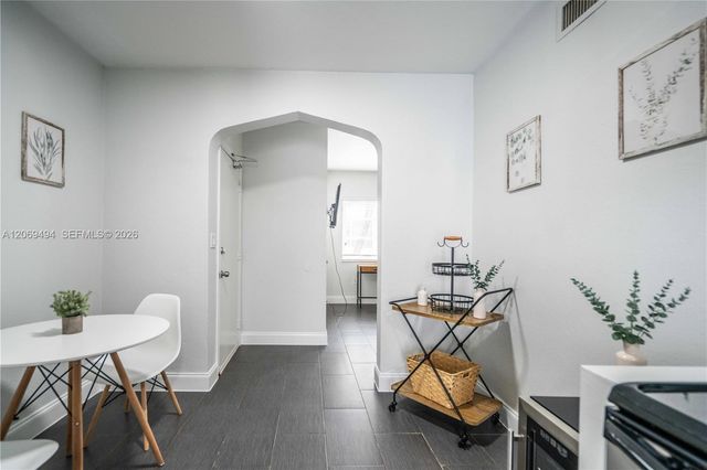 1007 Bay Drive 104, Miami Beach, FL 33141